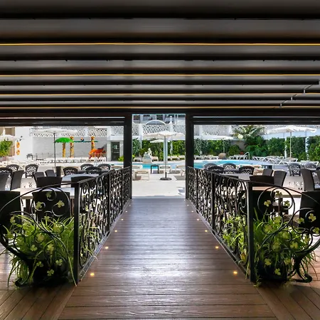 Miami Park מלון דירות 3*