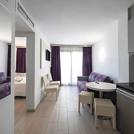 Miami Park Aparthotel