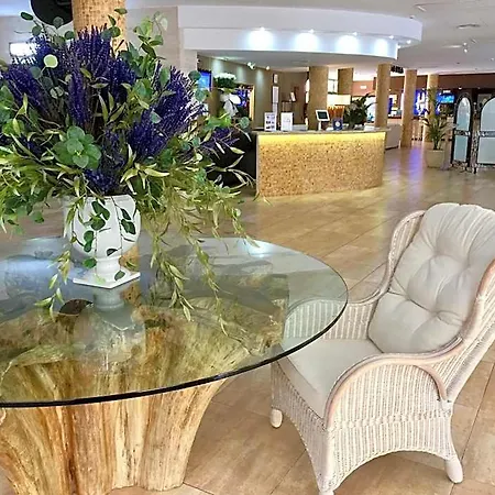 Aparthotel Miami Park Calella