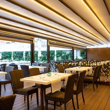 Miami Park Aparthotel