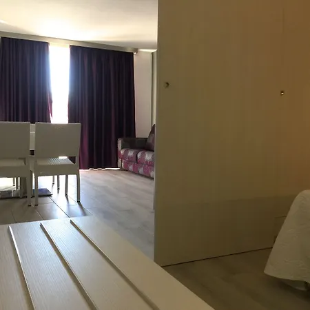 Miami Park Aparthotel Calella