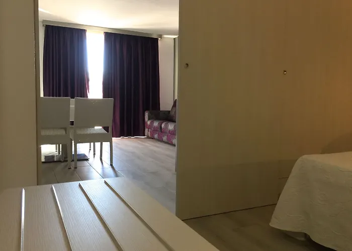 Miami Park Aparthotel Calella